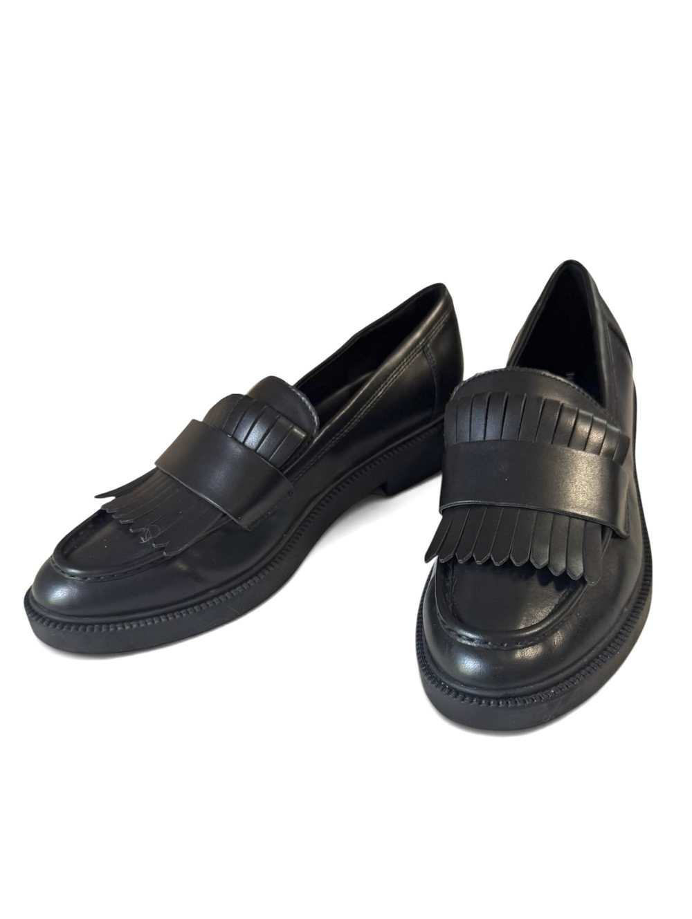 Marc Fisher Calixy Loafers Women’s 9M Black Fringe Kiltie Penny Slip-On Shoes